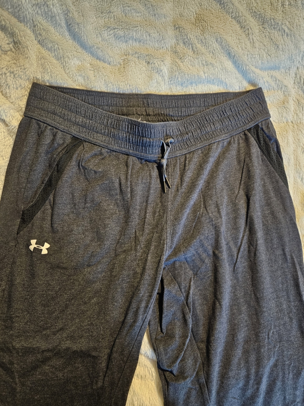 GUC Under Armour Womens Charcoal Gray Jogger Pants